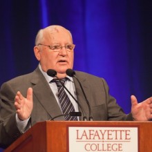 Mikhail Gorbachev speaks at Lafayette.
