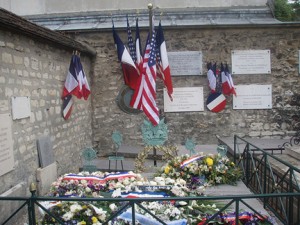 Marquis de Lafayette grave in Paris, photo by Matt Mezger '13