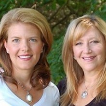 Beth Roy '88 of Boxborough, Mass., and Jamie Hoff '88 of Franklin Lakes, N.J.