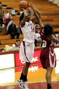 Samantha Jordan '13 in action on the basketball court