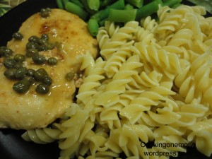 chicken piccata with spiral pasta and green beans