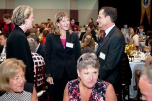 President Byerly speaks with former President Dan Weiss and Sandra Jarva Weiss at the luncheon.