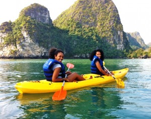 Kidane Kinney ’15 takes a kayak ride with another student in Vietnam