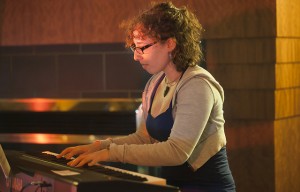 Dana Lapides ’16 plays the keyboard during the annual CaPA Cabaret. 