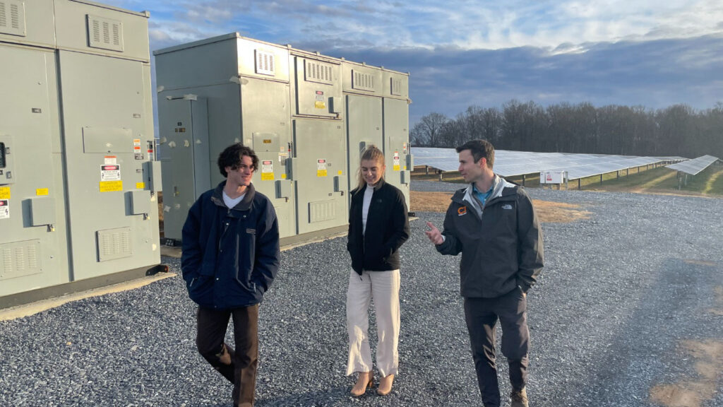 Luke Smith ’14, vice president of CI Renewables, provided a valuable externship to integrated engineering majors Olivia Zoretic ’24, and Liam Thompson ’24