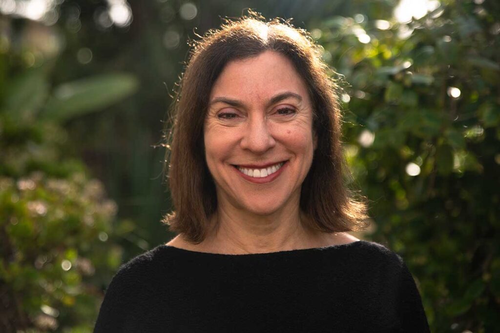 Headshot of psychologist, author, and UC Irvine professor Gloria Mark