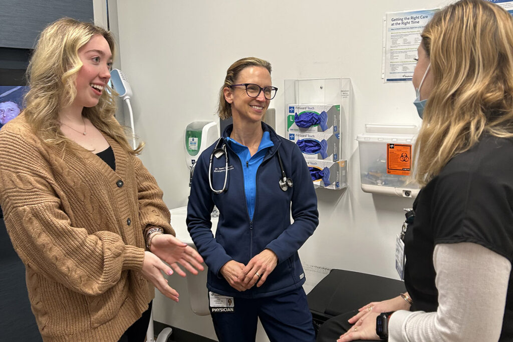 Students with Dr. Heidi Commins ’94