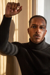 Headshot of Leslie Odom Jr