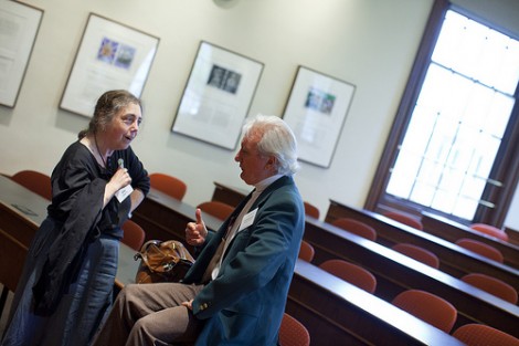 Erika Funke '74 talks with Professor Edward McDonald.