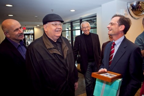 President Daniel H. Weiss presents Mikhail Gorbachev with some parting Lafayette gifts.