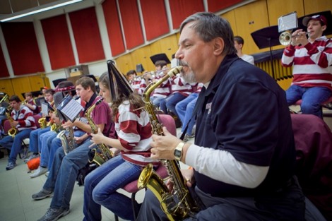 Charles Snyder '78 practices with the Lafayette Pride.