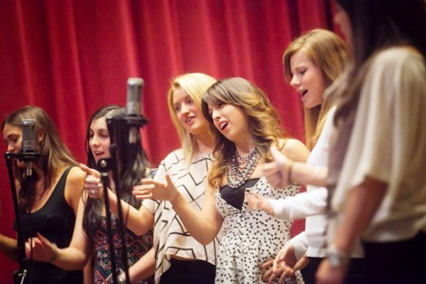 Cadence female a cappella group performs