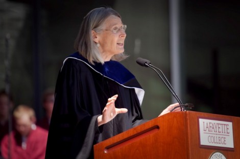 Rabbi Nancy Fuchs-Kreimer, director of the Department of Multifaith Studies and Initiatives and associate professor of religious studies at Reconstructionist Rabbinical College, delivers the sermon.