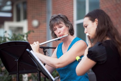 Susan Charlton, left, visiting instructor of music, and Julia Campbell ’15 perform a duo on flute.