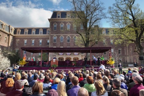 President Jimmy Carter speaks on the Quad with Pardee Hall in the background.