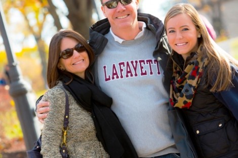 Caroline Bitterly '17 tours the campus with her mom, Lisa, and dad, Francis.