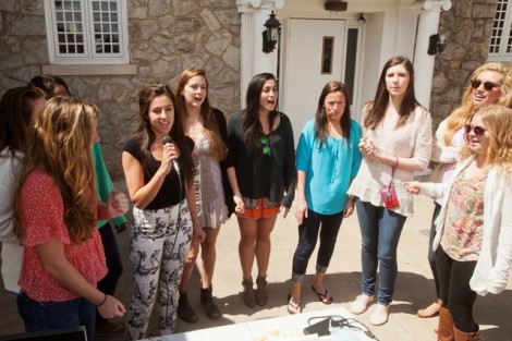 Cadence, Lafayette’s female a cappella group, performs. 