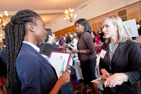 Maxine Ankora ’16, left, and Mary Ellen Rudoi ’96 discuss opportunities at Air Products.