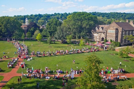 The Involvement Fair takes up the Quad.