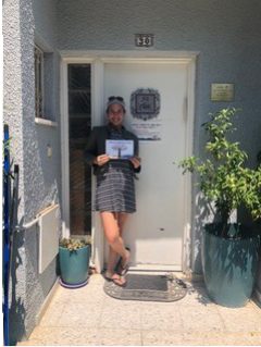 Sydney Edelson ’19 (psychology) stands outside during her internship at Maslan, The Negev’s Sexual and Domestic Violence Crisis Center in Be’er Sheva, Israel.
