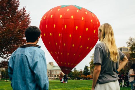 A hot air balloon above the Quad to promote the One Pard initiative