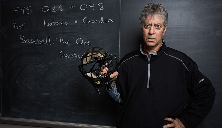 Gary Gordon teaches a baseball FYS