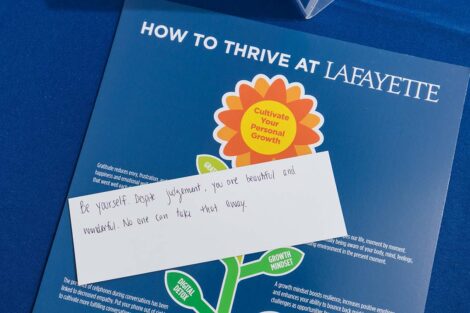 Students participate in Counseling Center and LaFarm-sponsored Thrive event on the Quad