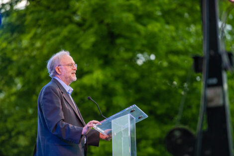 Jerry Greenfield at a podium on the Quad.