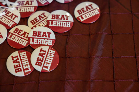 Beat Lehigh pins.