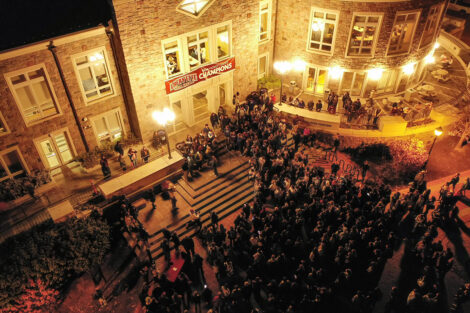 Farinon and the Quad, illuminated in lights.