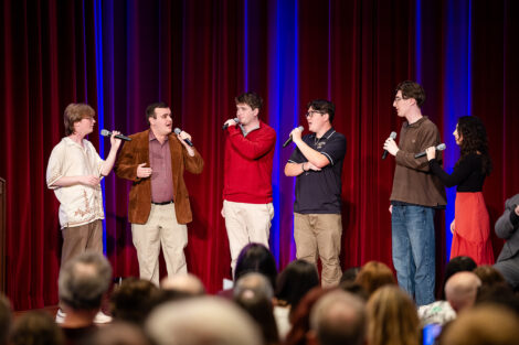 Singers perform at Baccalaureate