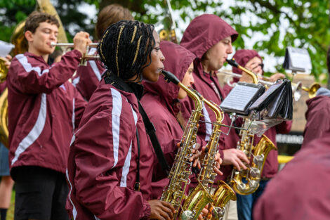 Students play the saxophone during move-in weekend at Lafayette College.