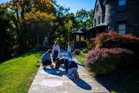 Easton-area children enjoying Chalk Fest at the McKelvy House