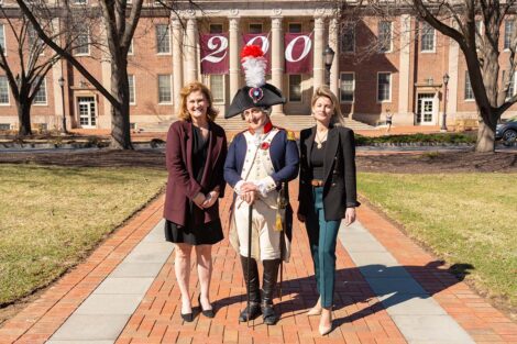 President, Marquis and Consul General in front of Markle