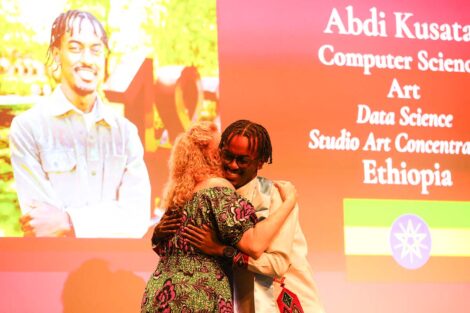 Abdi Kusata receives his stole at International Celebration